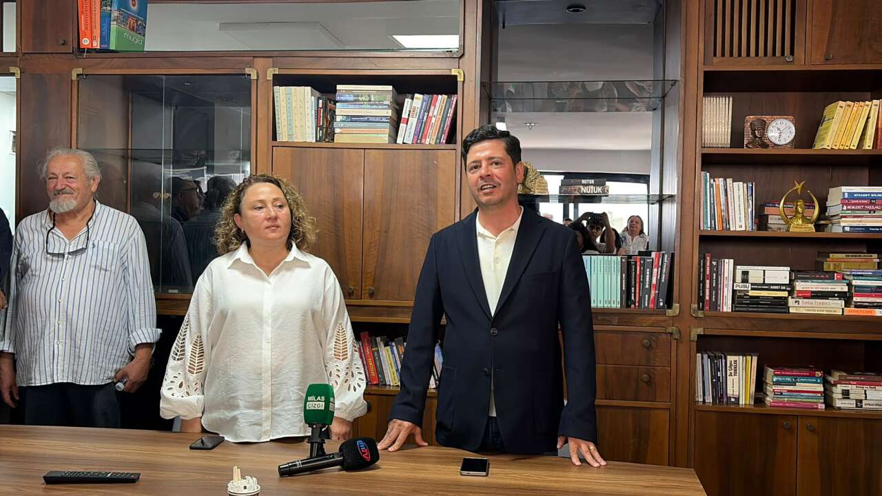 CHP Menteşe İlçe Başkanlığı Boşaltıldı, Yeni Binaya Geçildi 4